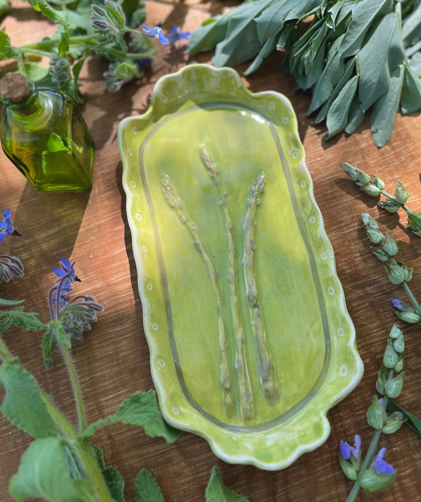 Green Asparagus Plate 11.5"