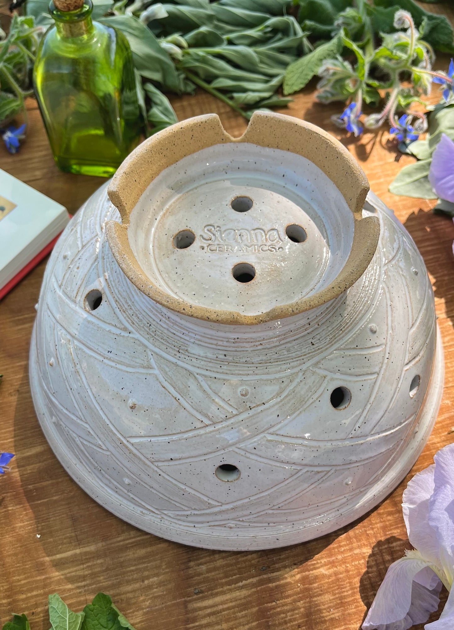 Berry Bowl - Strainer Bowl - Basketweave - 8.5"