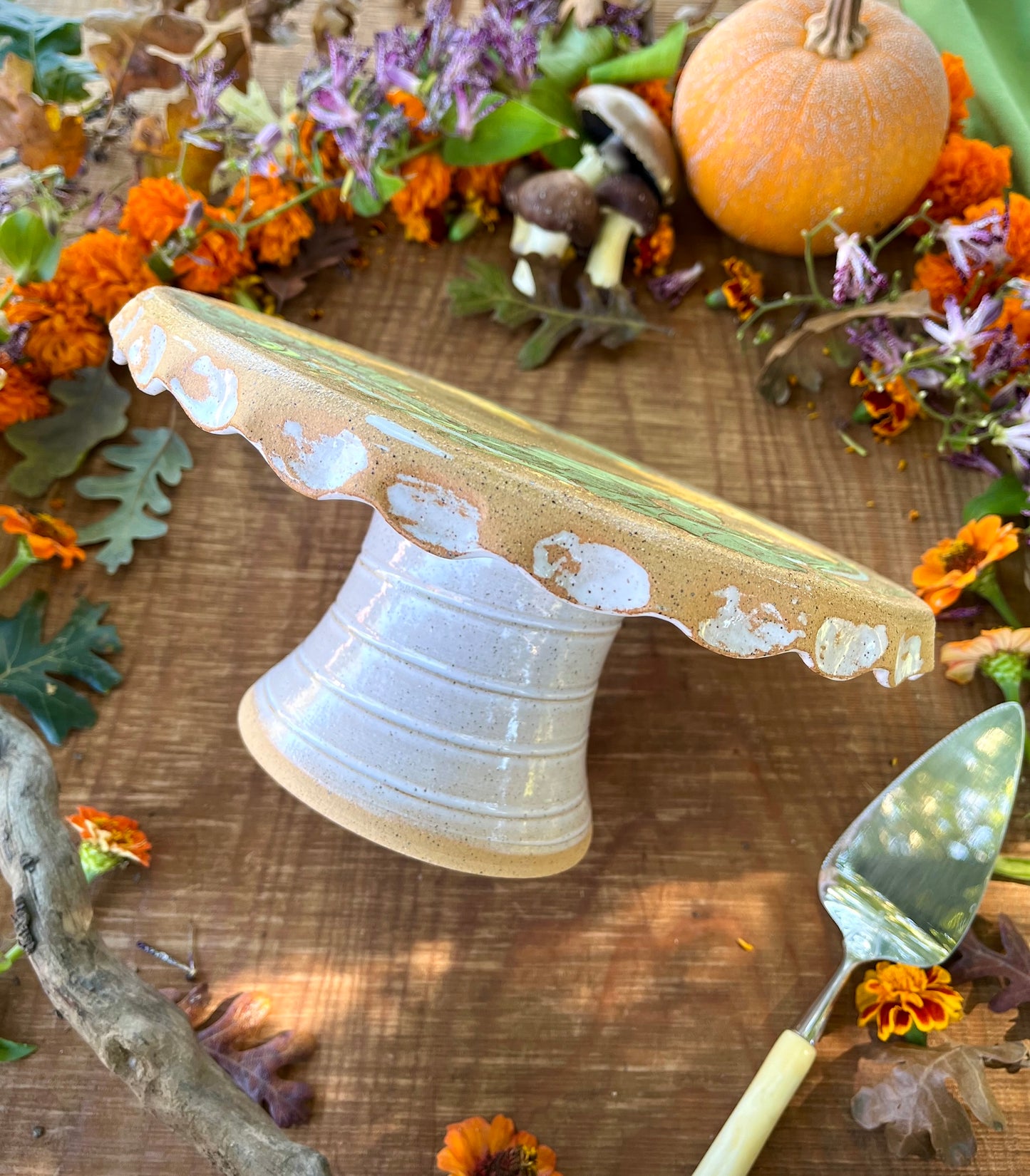 Cake Stand - Pumpkin Blossom Ceramic Cake Pedestal - 11"