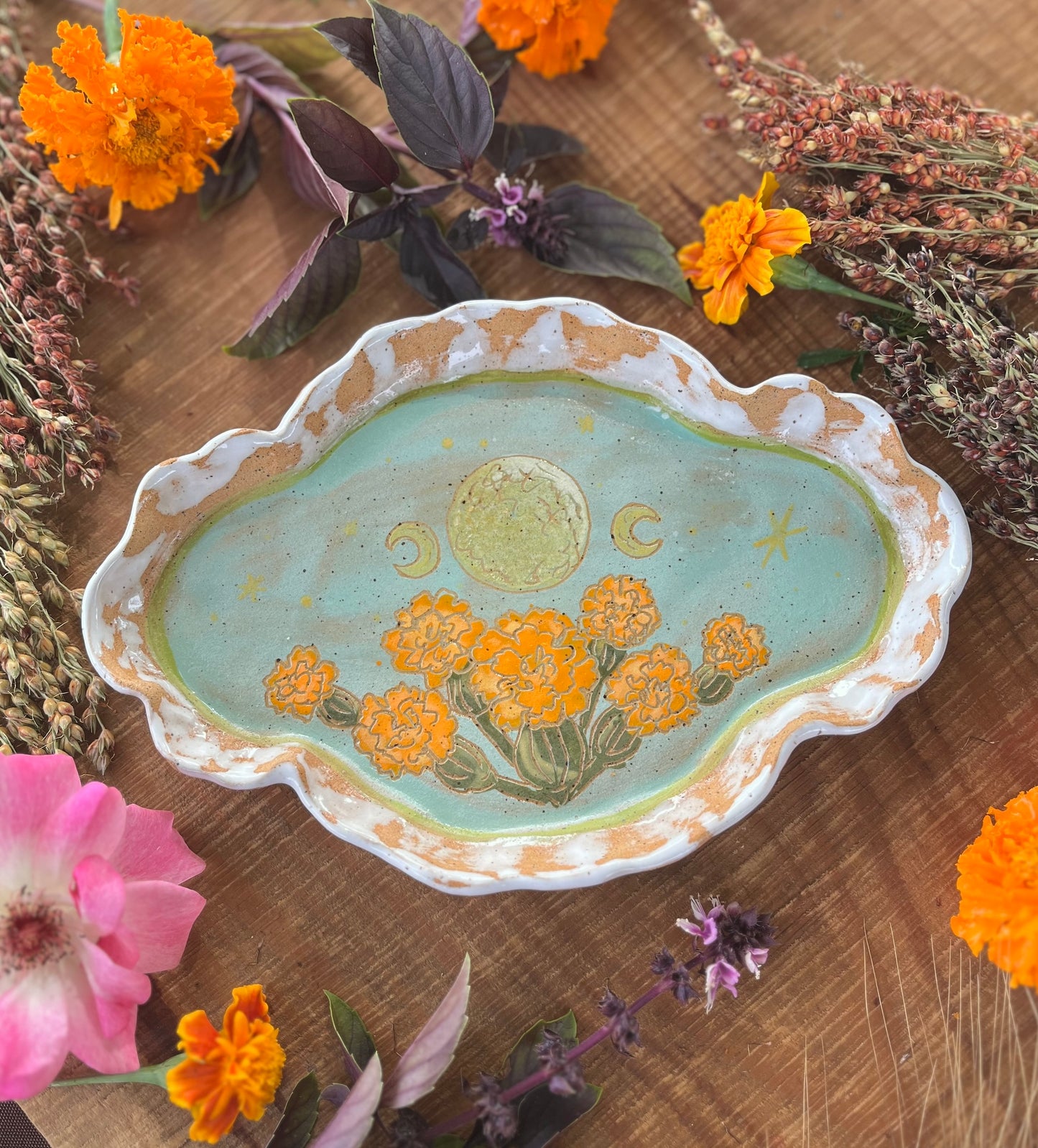 Marigold Tray - Ceramic Tray 9"