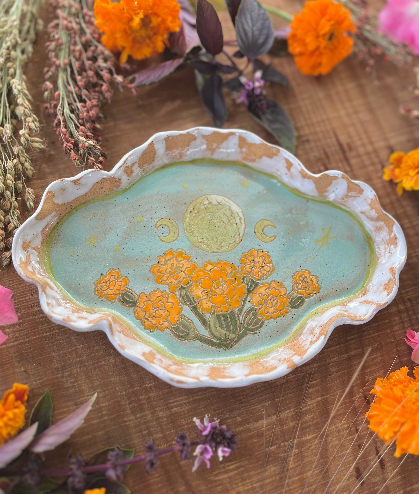 Marigold Tray - Ceramic Tray 9"