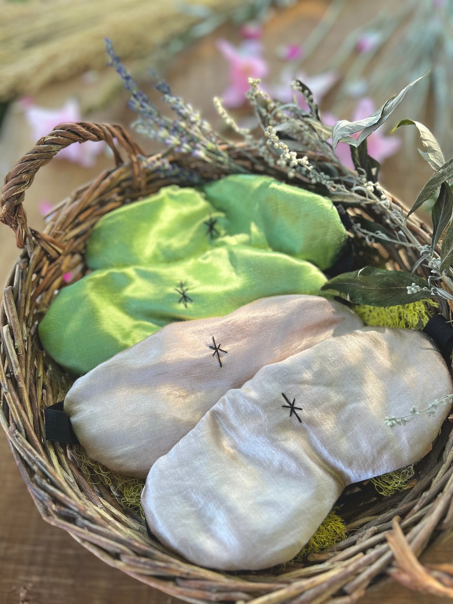 Dreamer Eye Pillows with Mugwort and Lavender