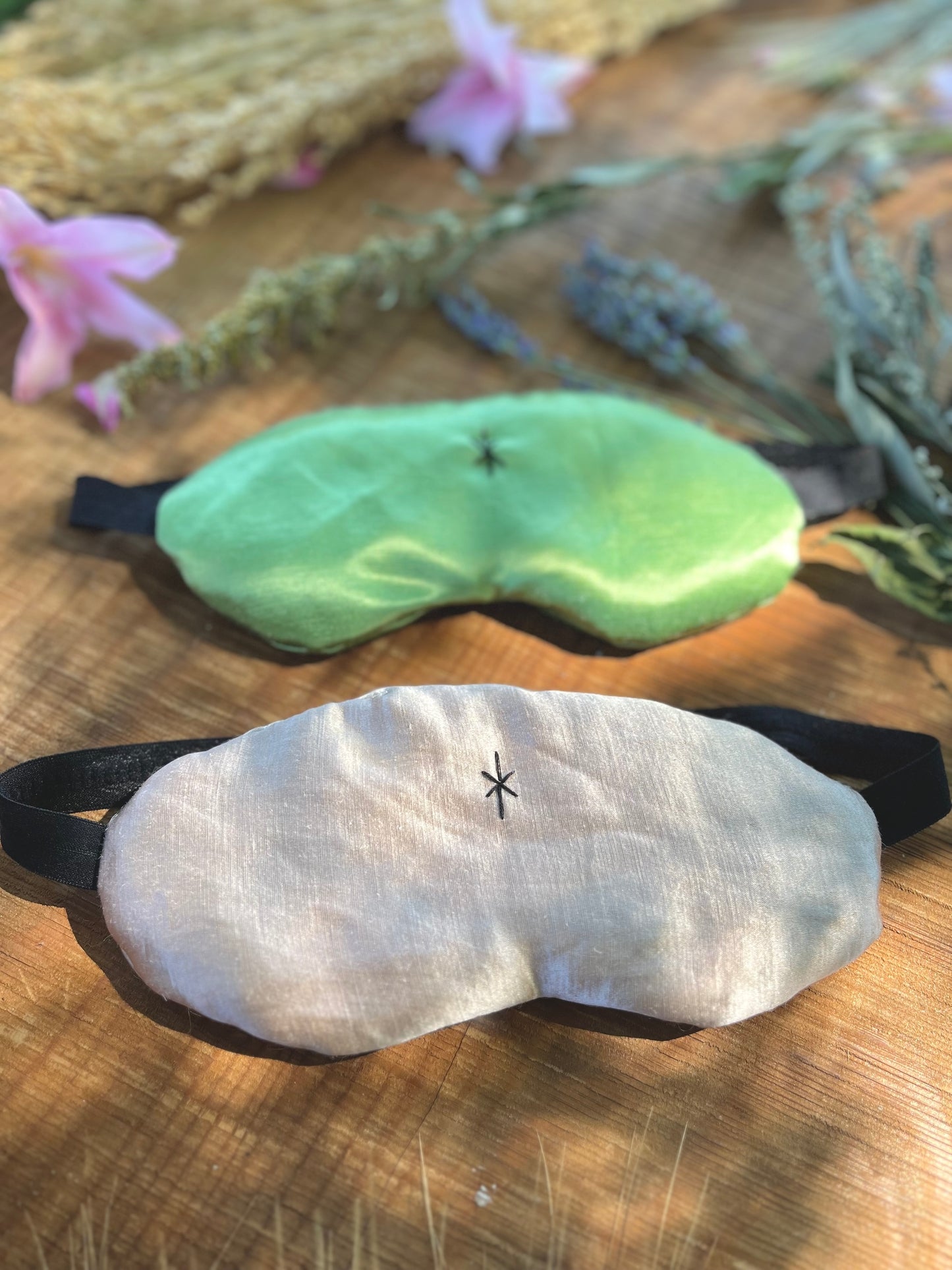 Dreamer Eye Pillows with Mugwort and Lavender