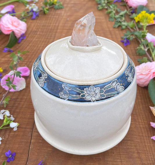 Narcissus Treasure Jar - Lidded Ceramic Jar