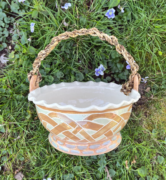 Basket with Cordage Handle - 8.5"