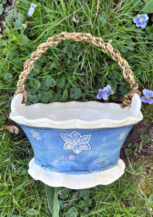 Narcissus Basket with Cordage Handle