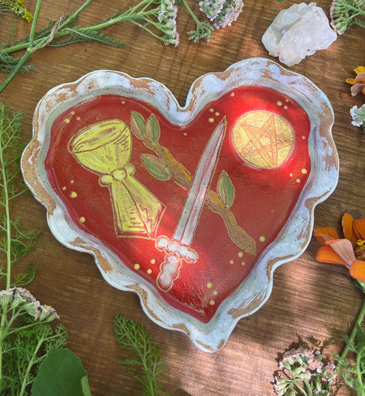 Red Heart Tarot Tray - Ceramic Tray 7.5"