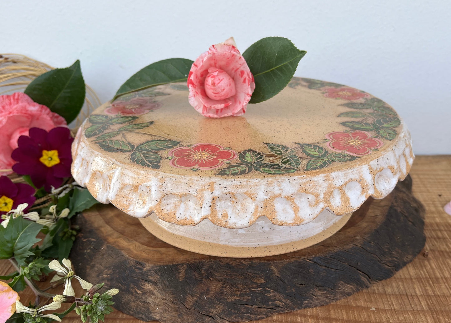 Roses Cake Stand - Ceramic Cake Platter